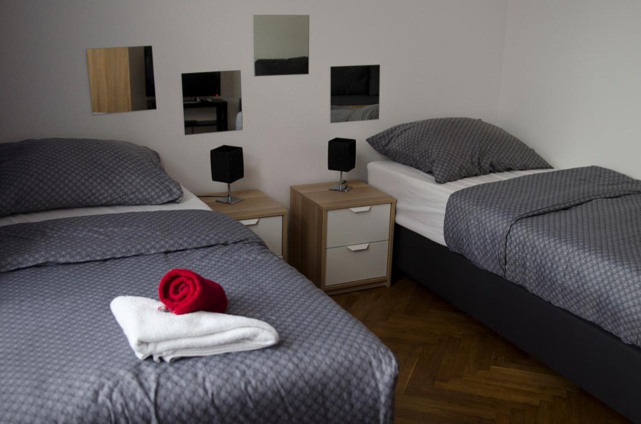 Globe Hostel Prague Adults Only Extérieur photo